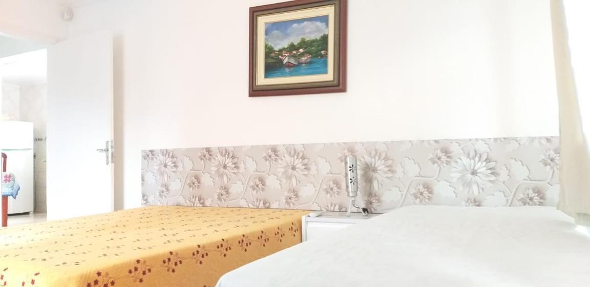 Casa 02 Dorm Na Rua Salmao Villa Bombinhas Luaran gambar